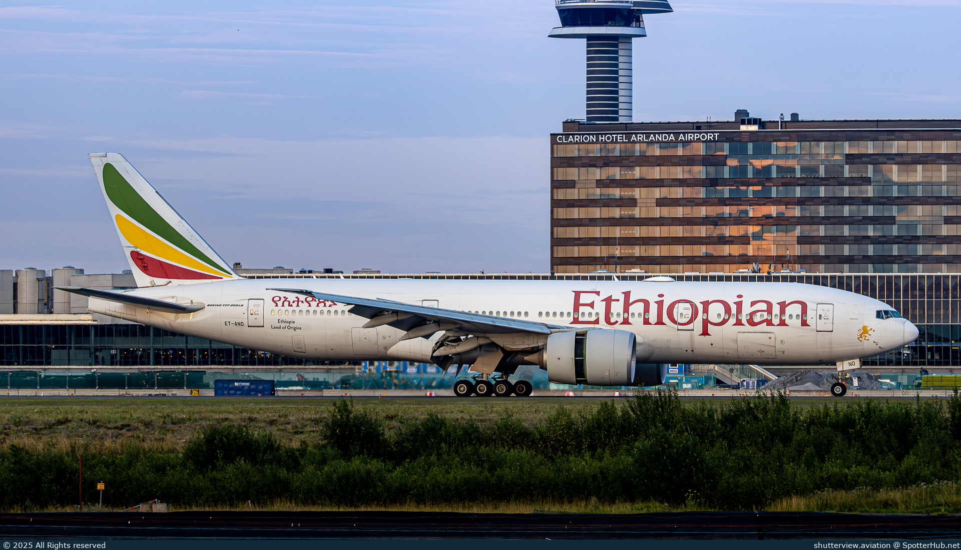 Photo of ET-ANO - Boeing 777-260(LR) operated by Ethiopian Airlines