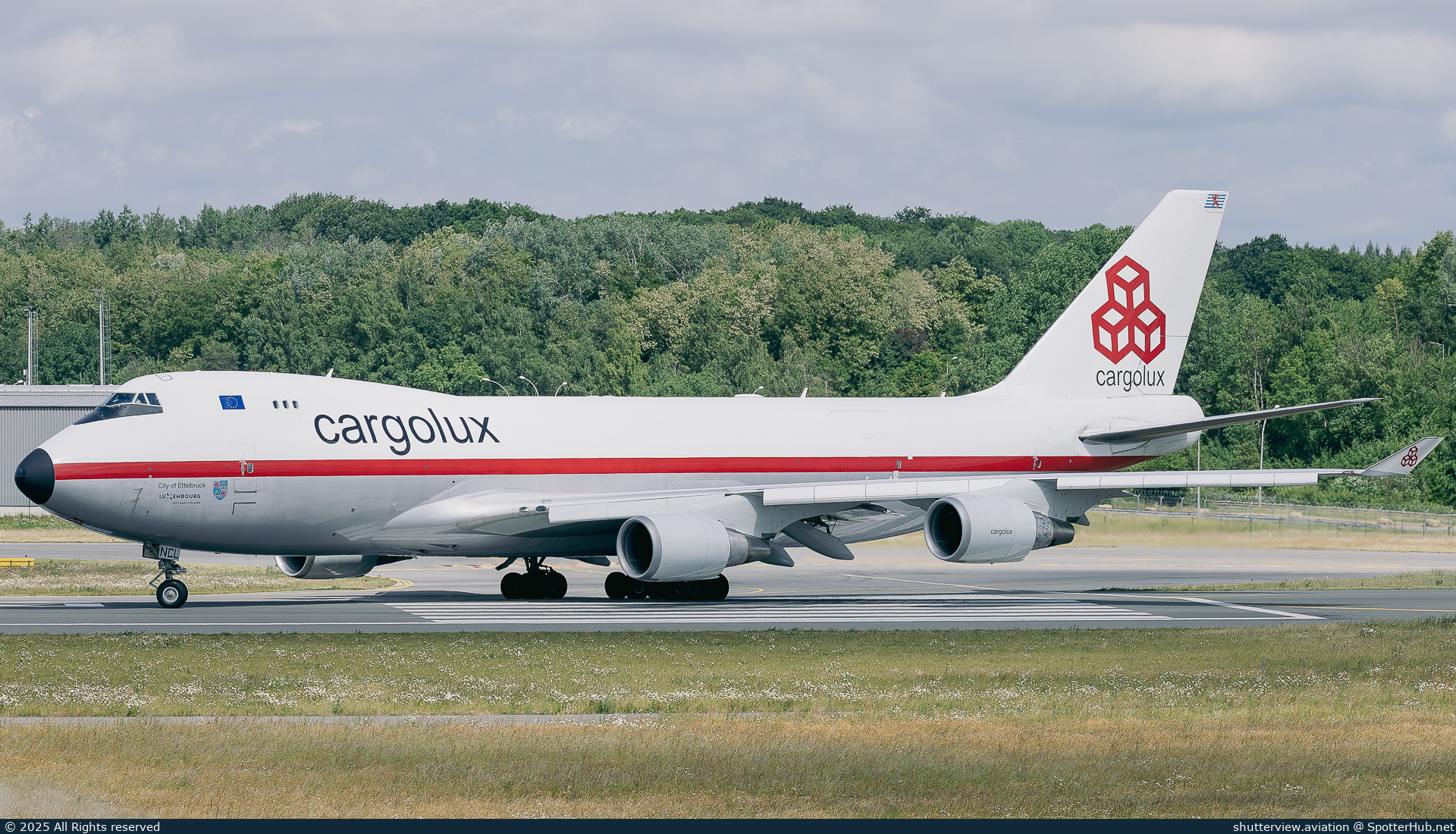 Photo of LX-NCL - Boeing 747-4EVF(ER) operated by Cargolux