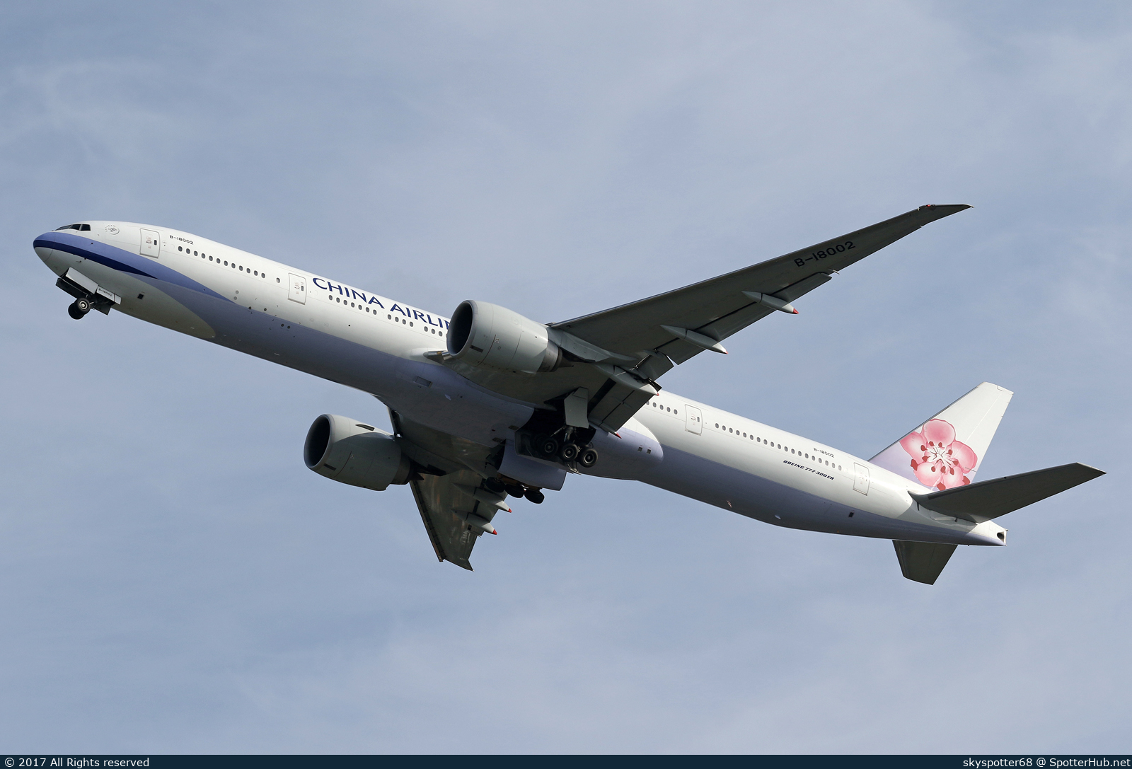 Photo of B-18002 - Boeing 777-309(ER) operated by China Airlines