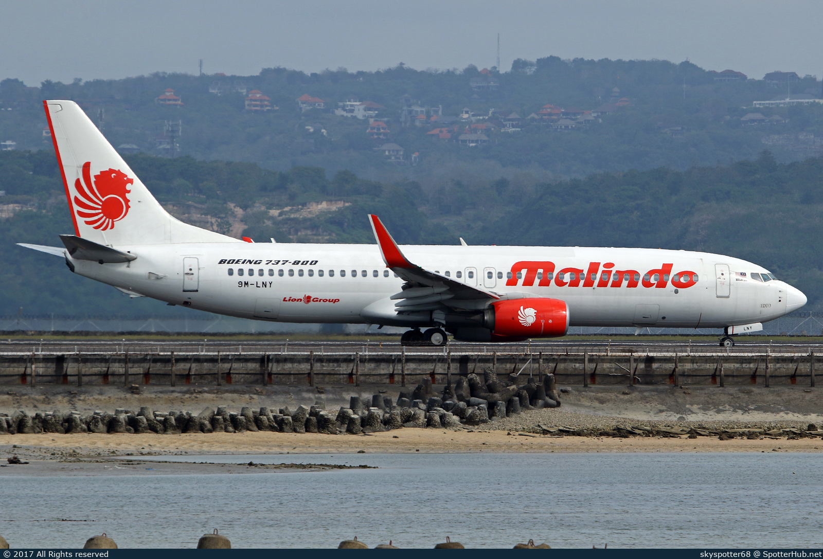 Photo of 9M-LNY - Boeing 737-8GP operated by Malindo Air