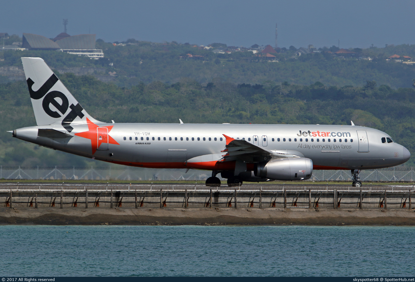 Photo of VH-VQM - Airbus A320-232 operated by Jetstar Airways