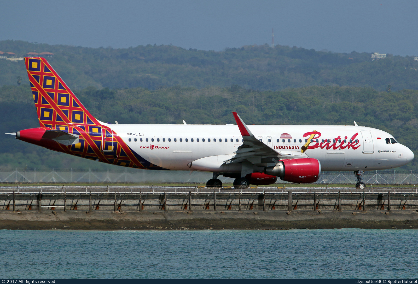 Photo of PK-LAJ - Airbus A320-214 operated by Batik Air