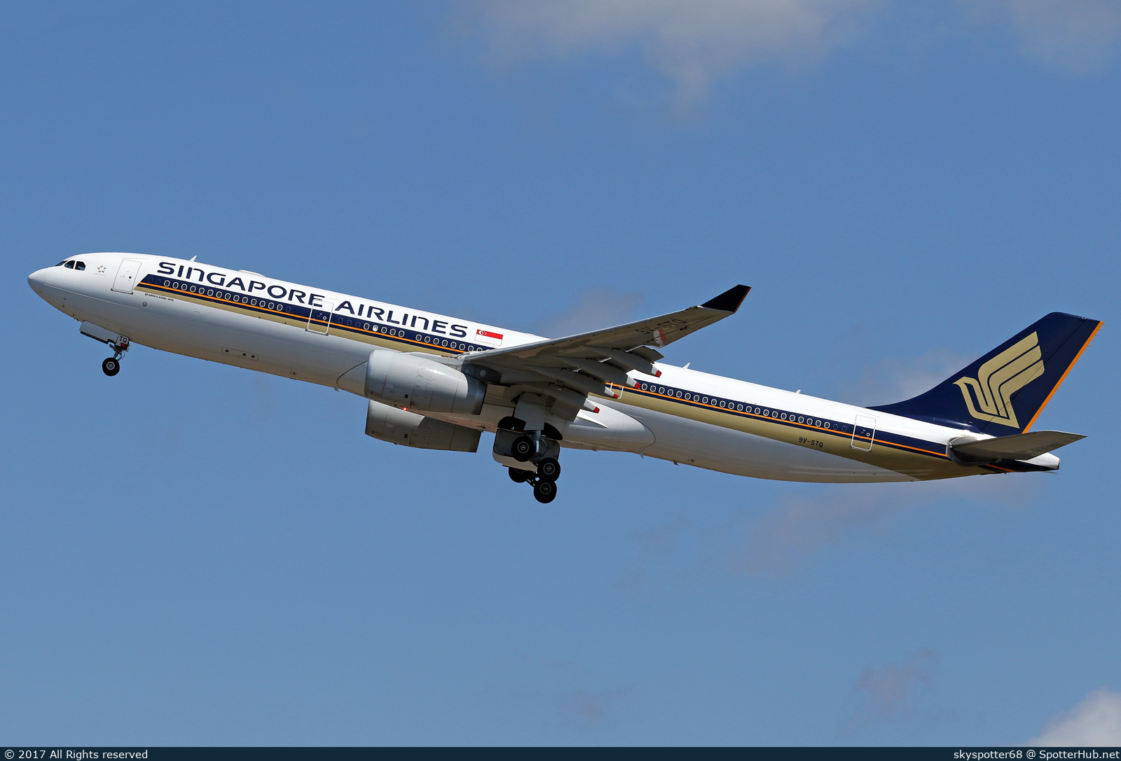 Photo of 9V-STQ - Airbus A330-343 operated by Singapore Airlines