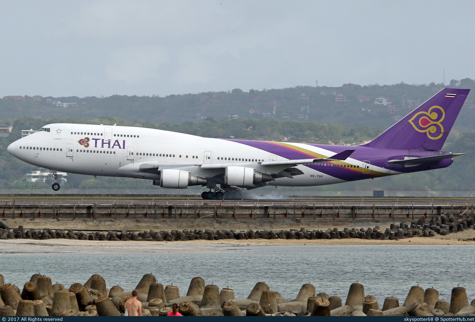 Photo of HS-TGP - Boeing 747-4D7 operated by Thai Airways International
