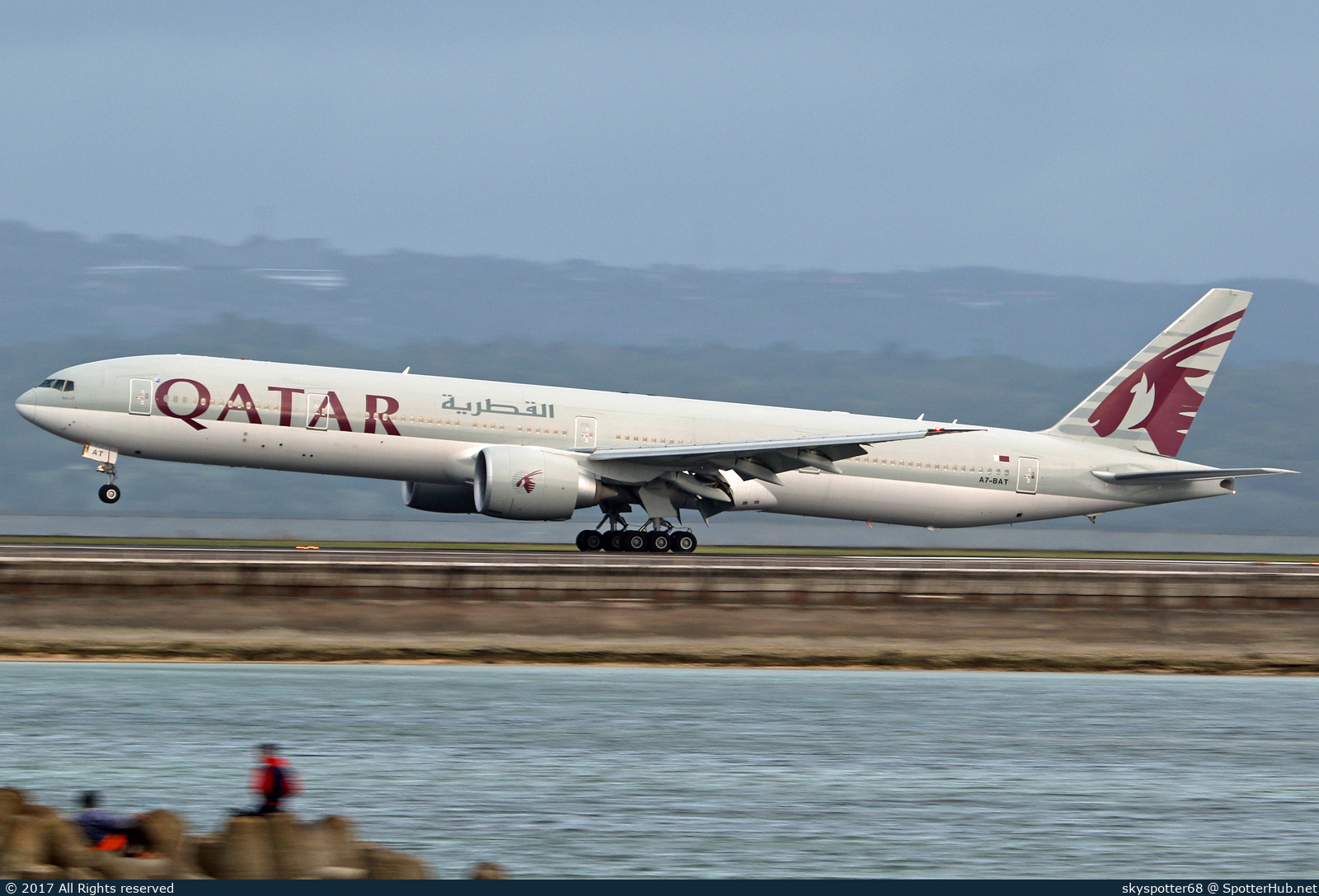 Photo of A7-BAT - Boeing 777-3DZ(ER) operated by Qatar Airways