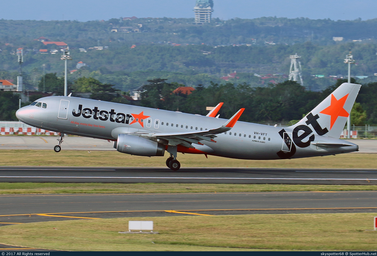Photo of VH-VFT - Airbus A320-232 operated by Jetstar Airways