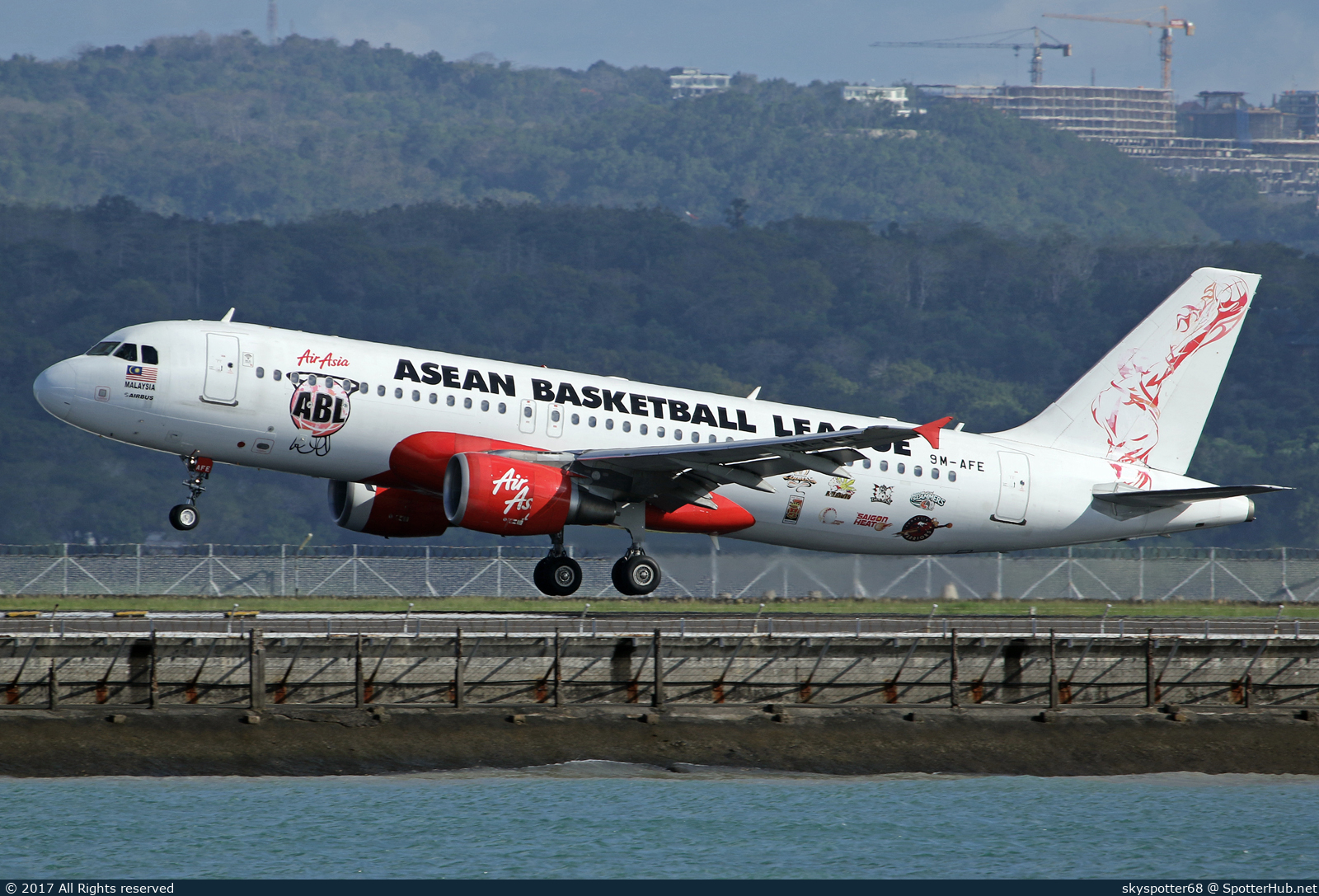 Photo of 9M-AFF - Airbus A320-214 operated by AirAsia