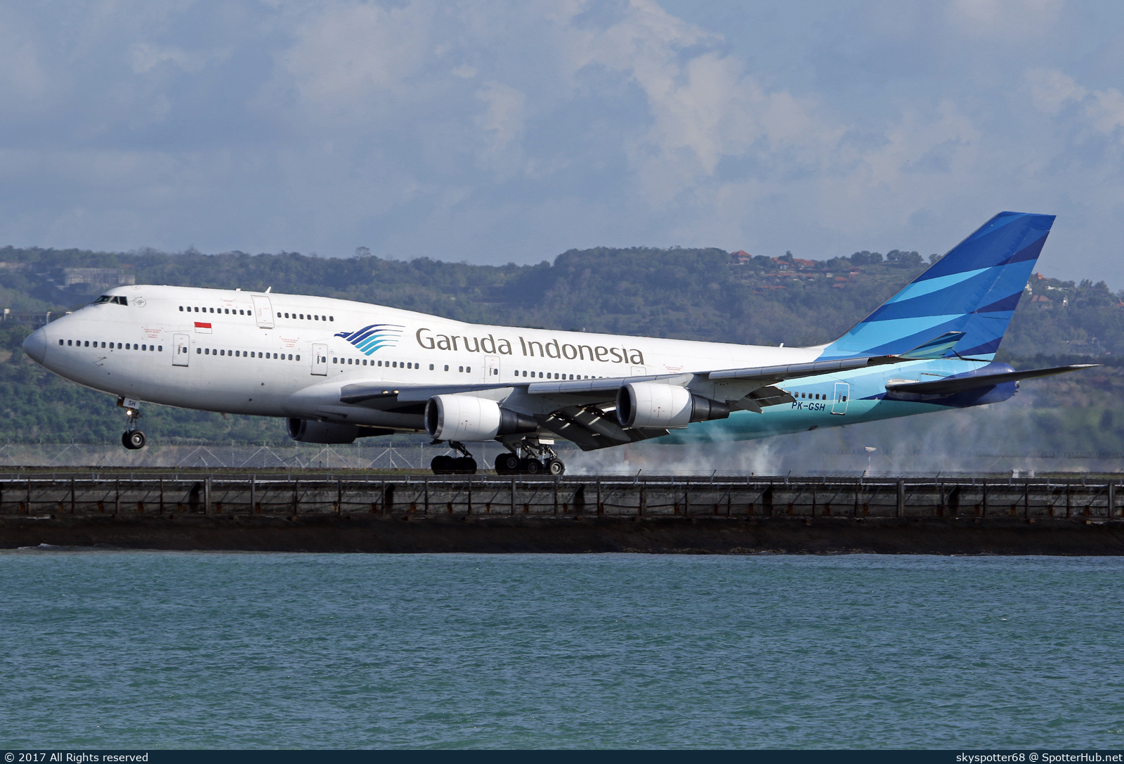 Photo of PK-GSH - Boeing 747-4U3 operated by Garuda Indonesia