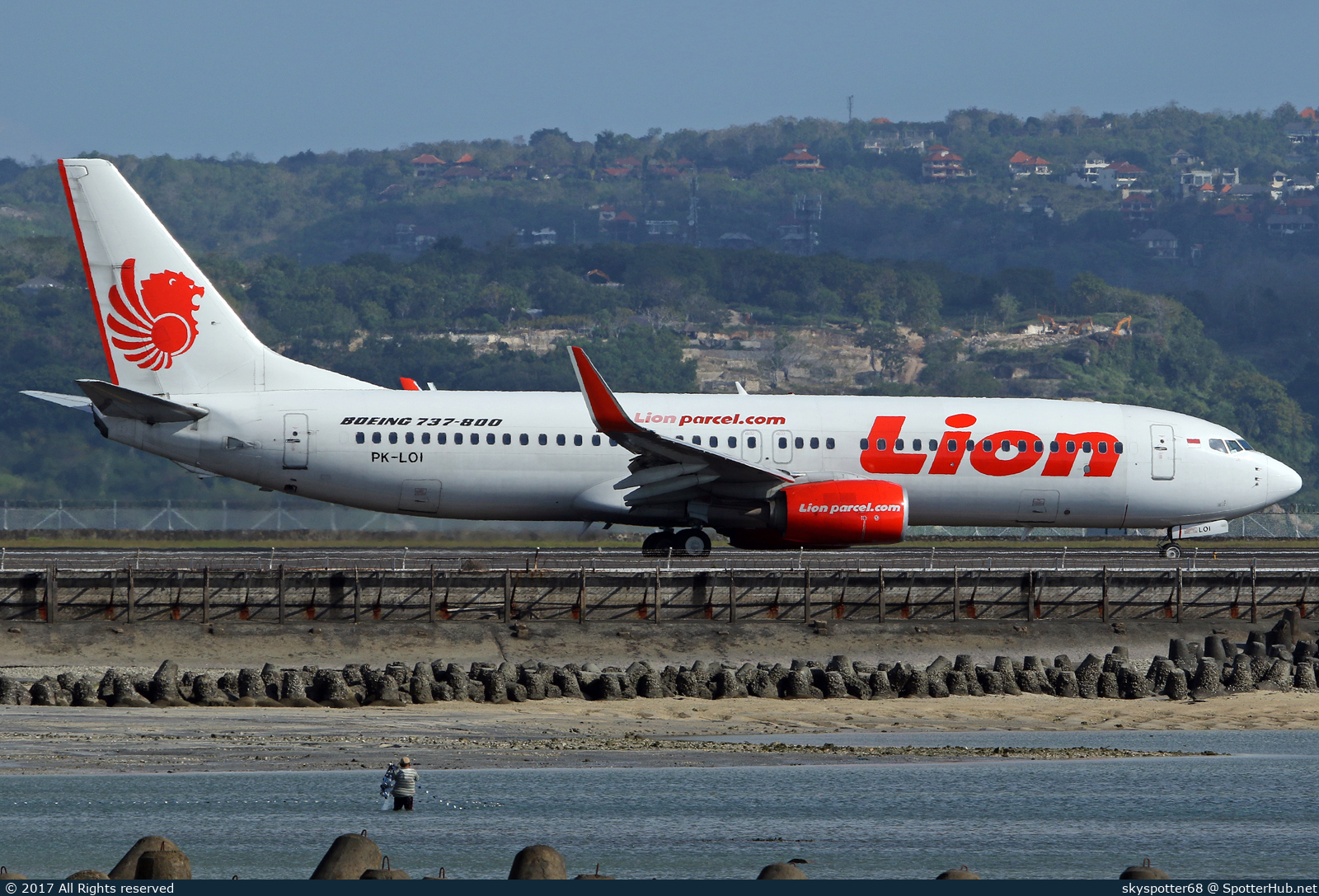 Photo of PK-LOI - Boeing 737-8GP operated by Lion Air