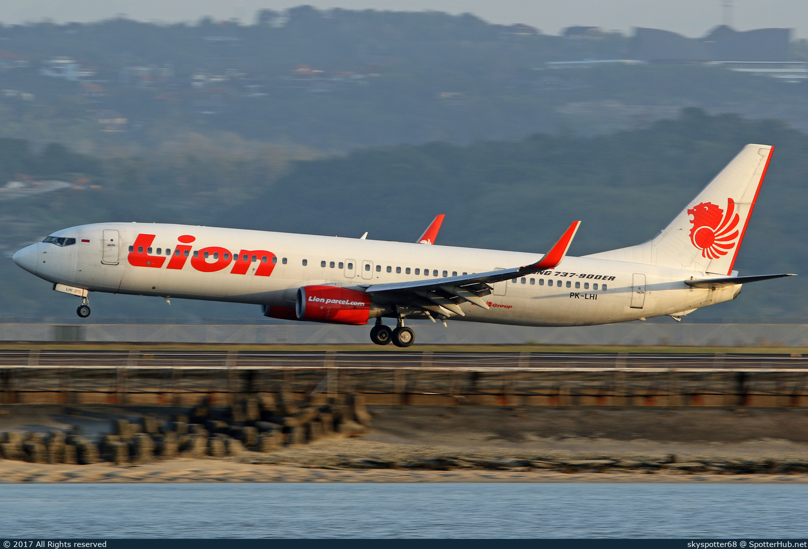 Photo of PK-LHI - Boeing 737-9GP(ER) operated by Lion Air