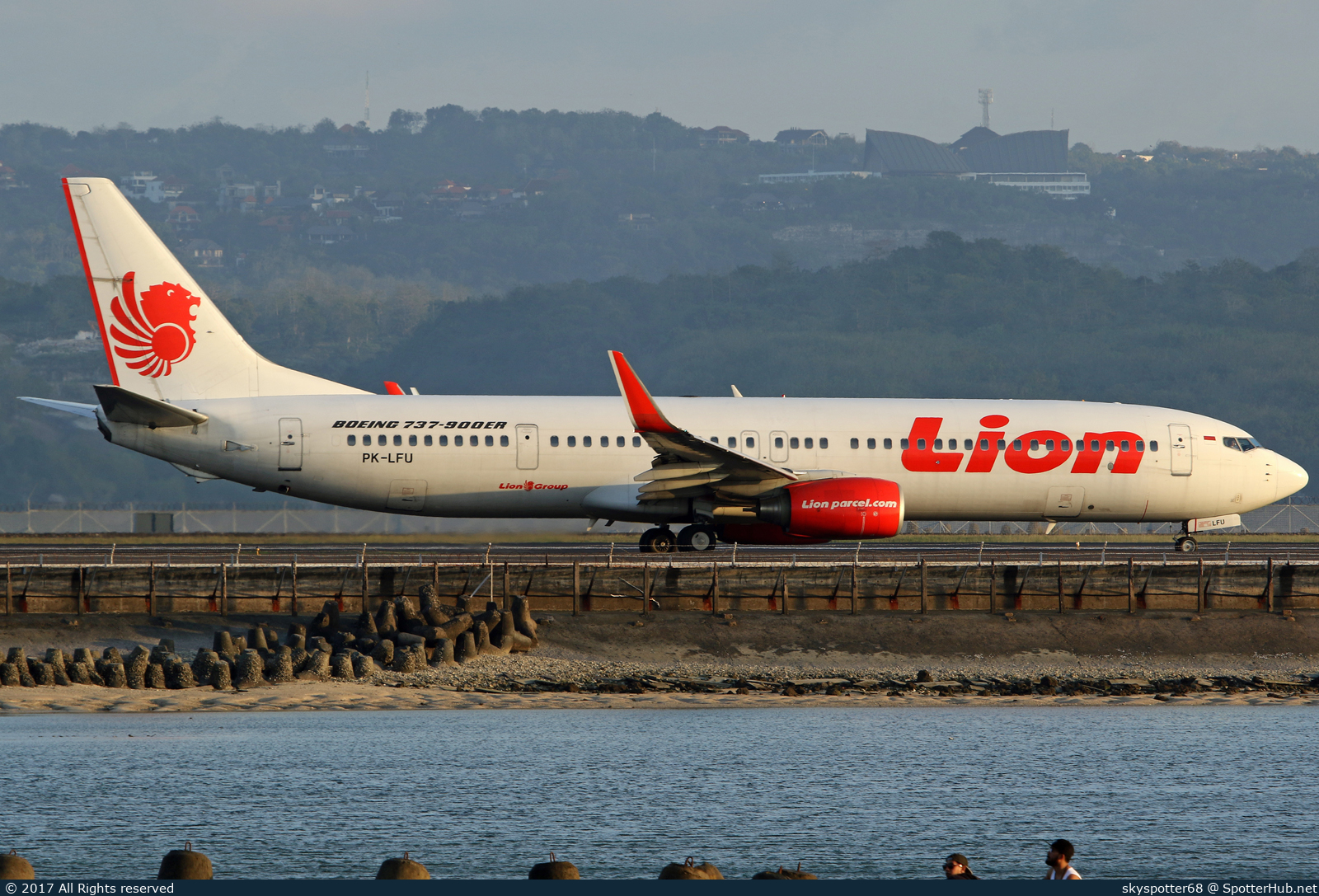 Photo of PK-LFU - Boeing 737-9GP(ER) operated by Lion Air