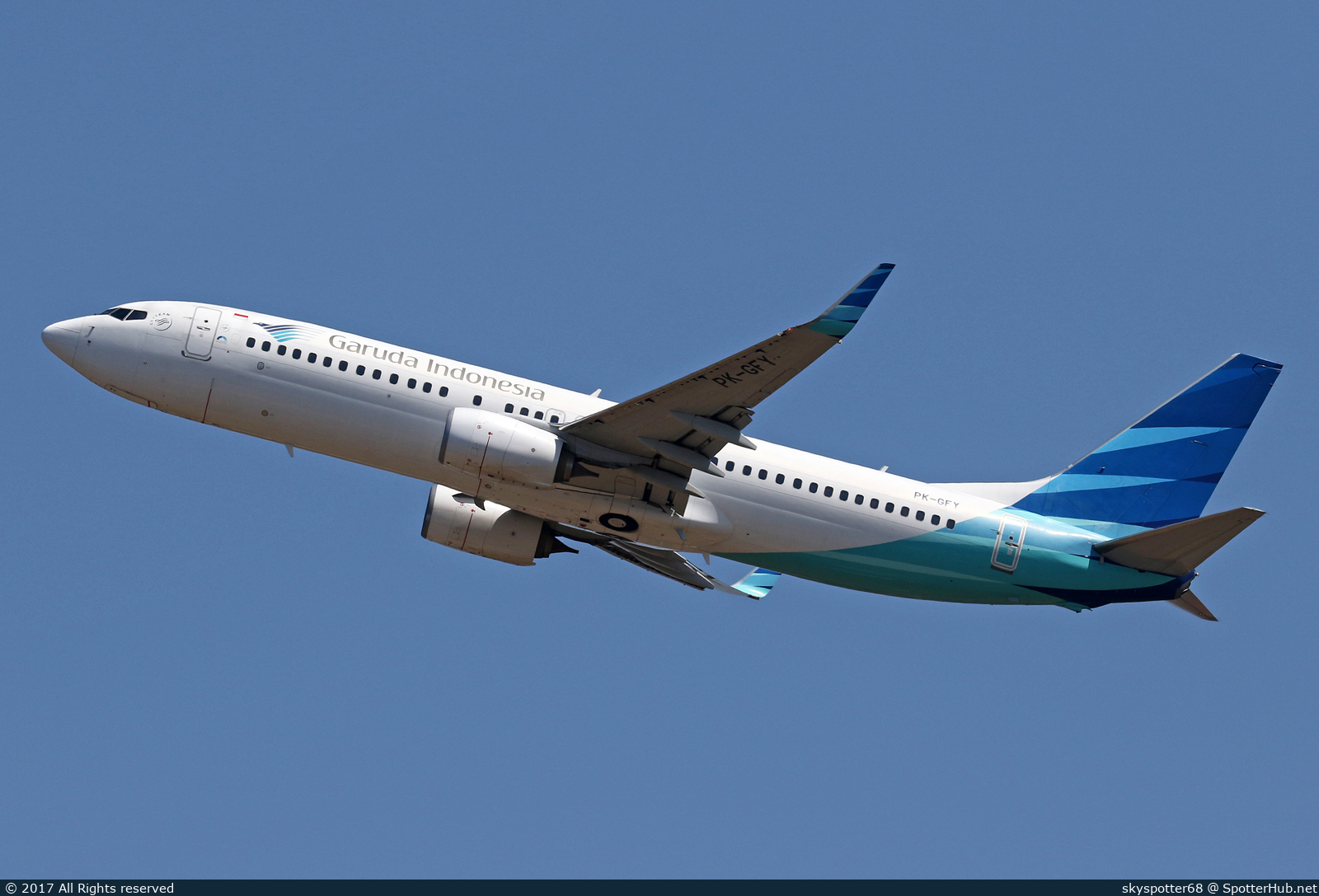 Photo of PK-GFY - Boeing 737-86N operated by Garuda Indonesia
