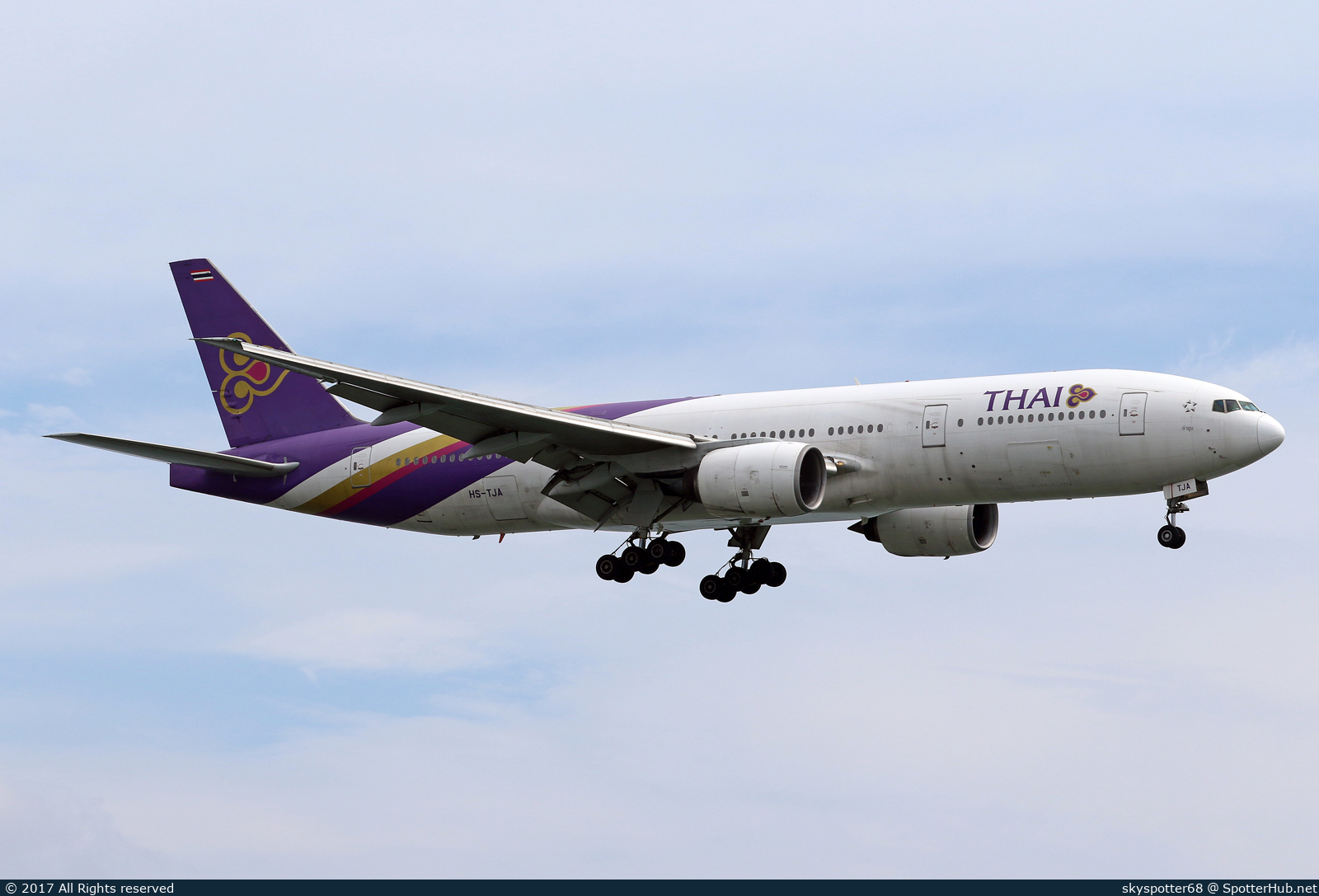 Photo of HS-TJA - Boeing 777-2D7 operated by Thai Airways International