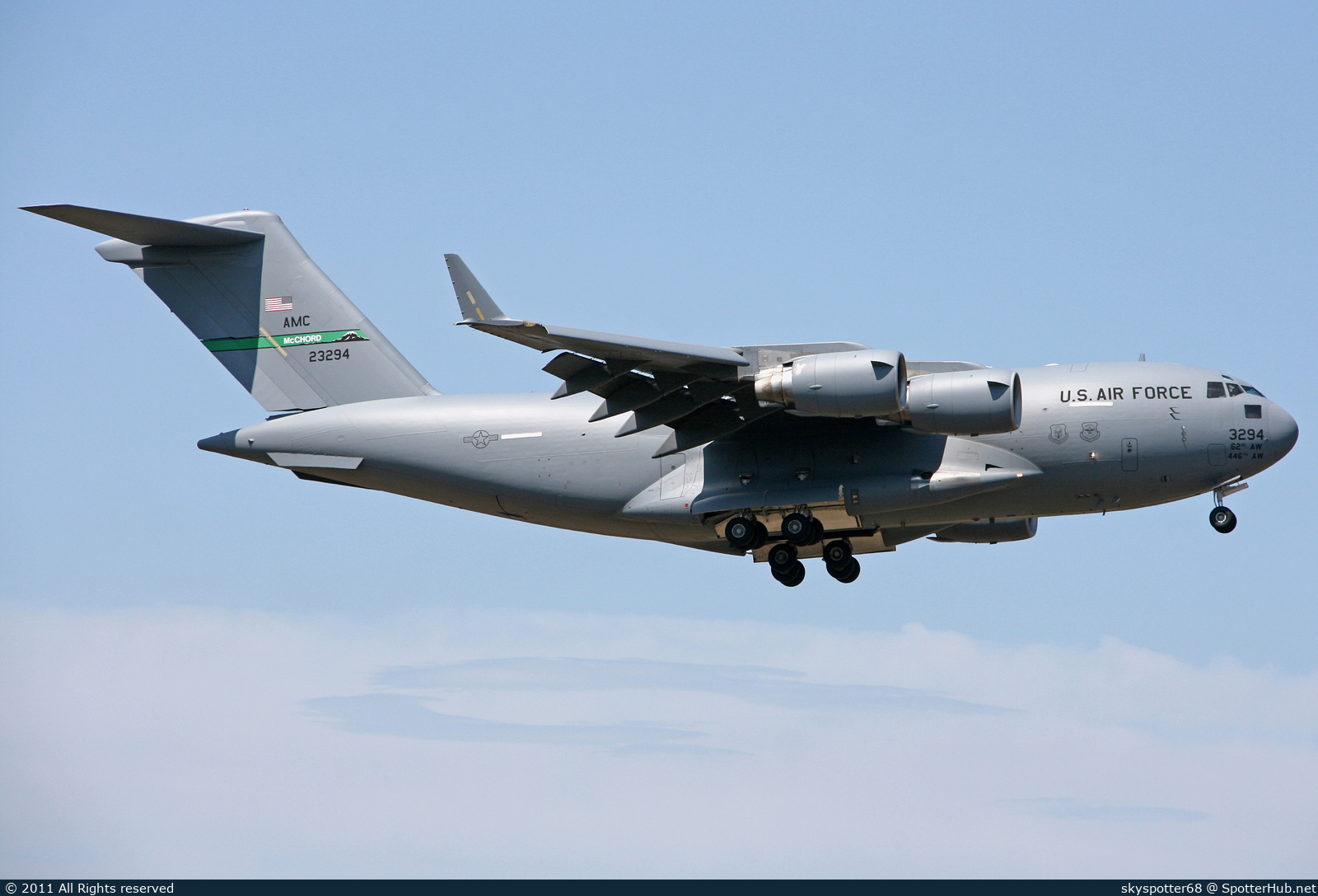 Photo of 92-3294 - McDonnell Douglas C-17A Globemaster III operated by US Air Force