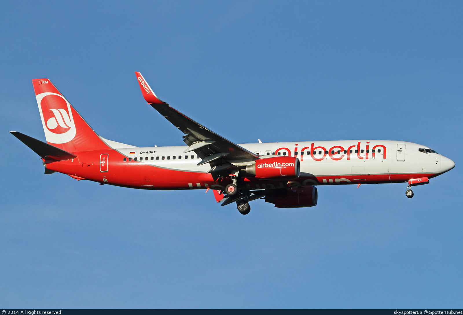 Photo of D-ABKM - Boeing 737-86J operated by Air Berlin