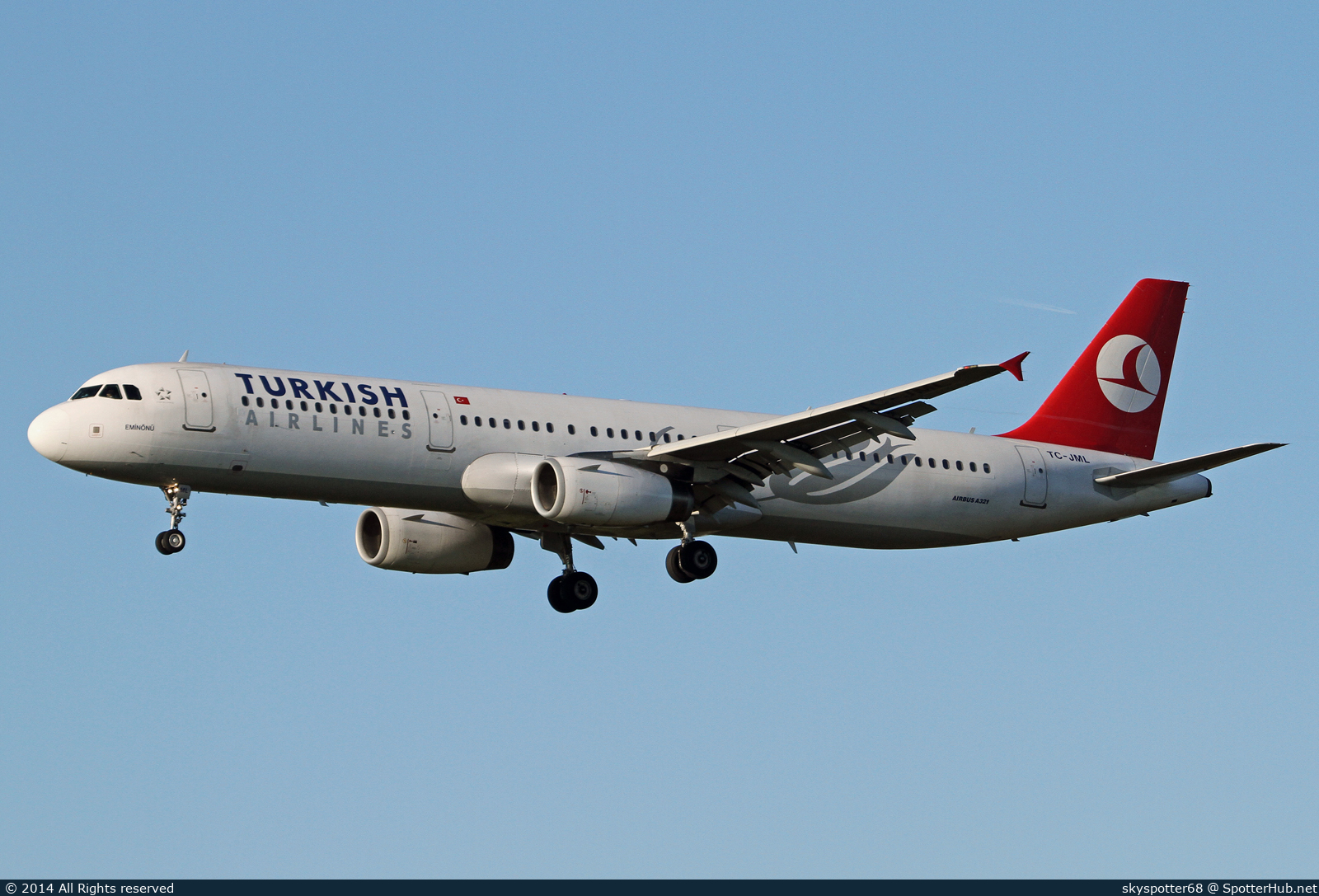 Photo of TC-JML - Airbus A321-231 operated by Turkish Airlines
