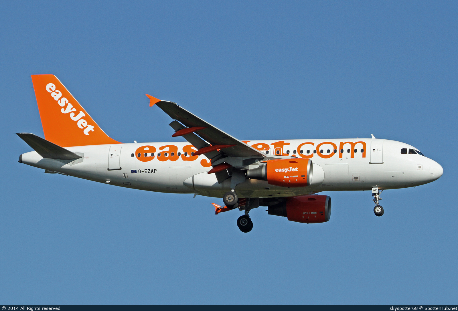 Photo of G-EZAP - Airbus A319-111 operated by easyJet