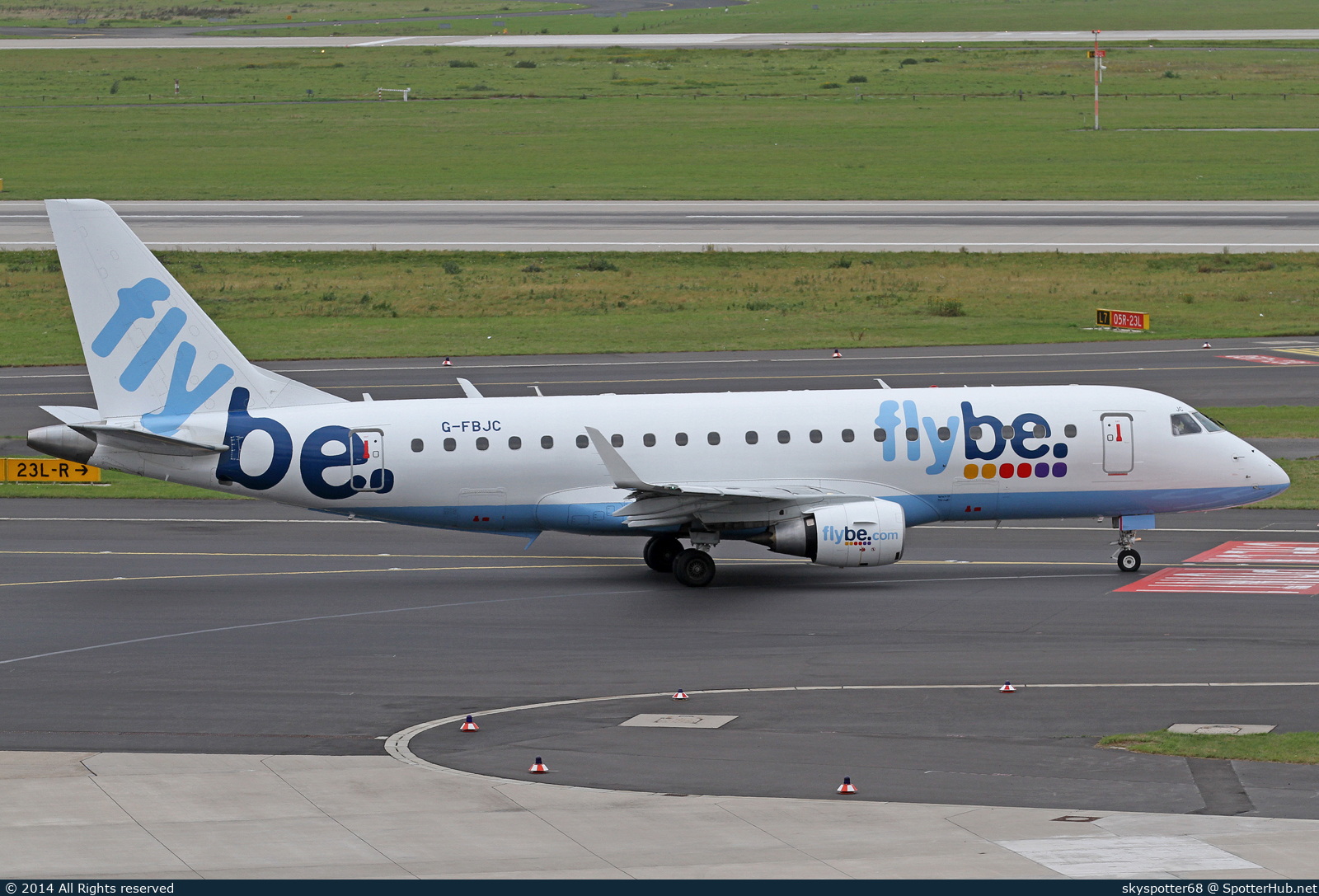 Photo of G-FBJC - Embraer ERJ-175STD operated by flybe