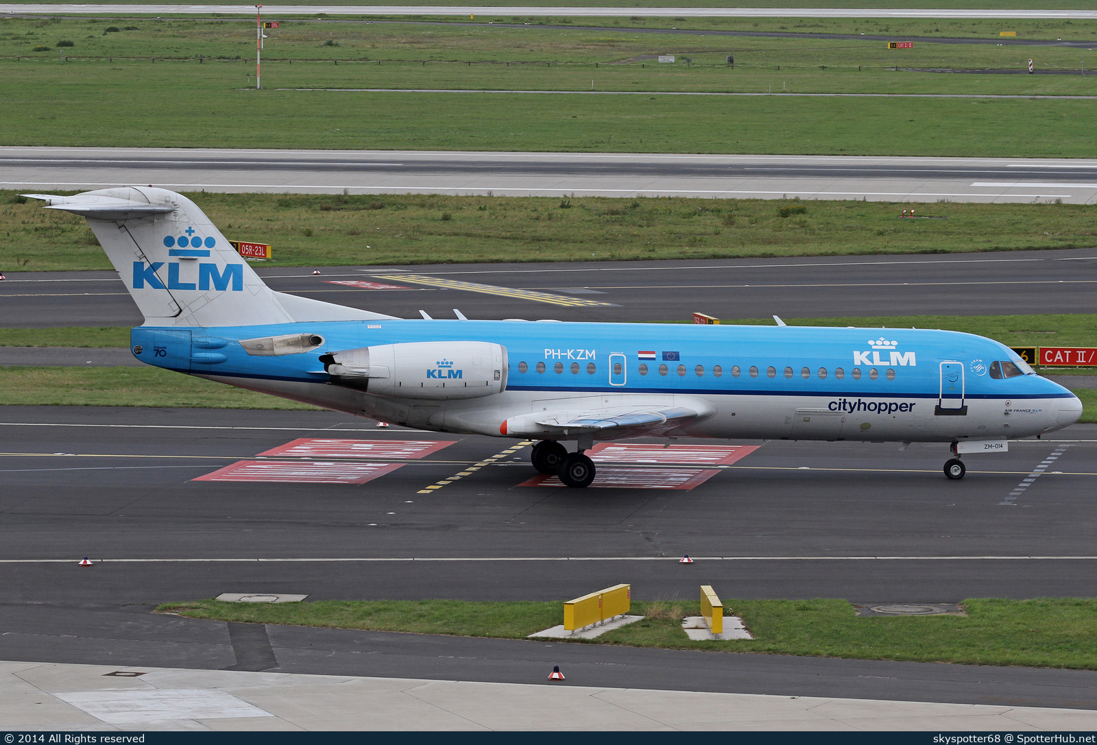 Photo of PH-KZM - Fokker 70 operated by KLM Cityhopper