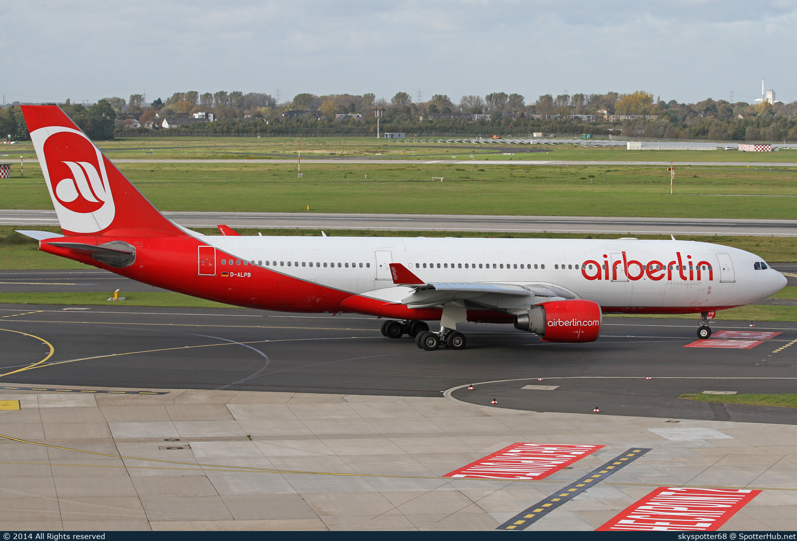 Photo of D-ALPB - Airbus A330-223 operated by Air Berlin