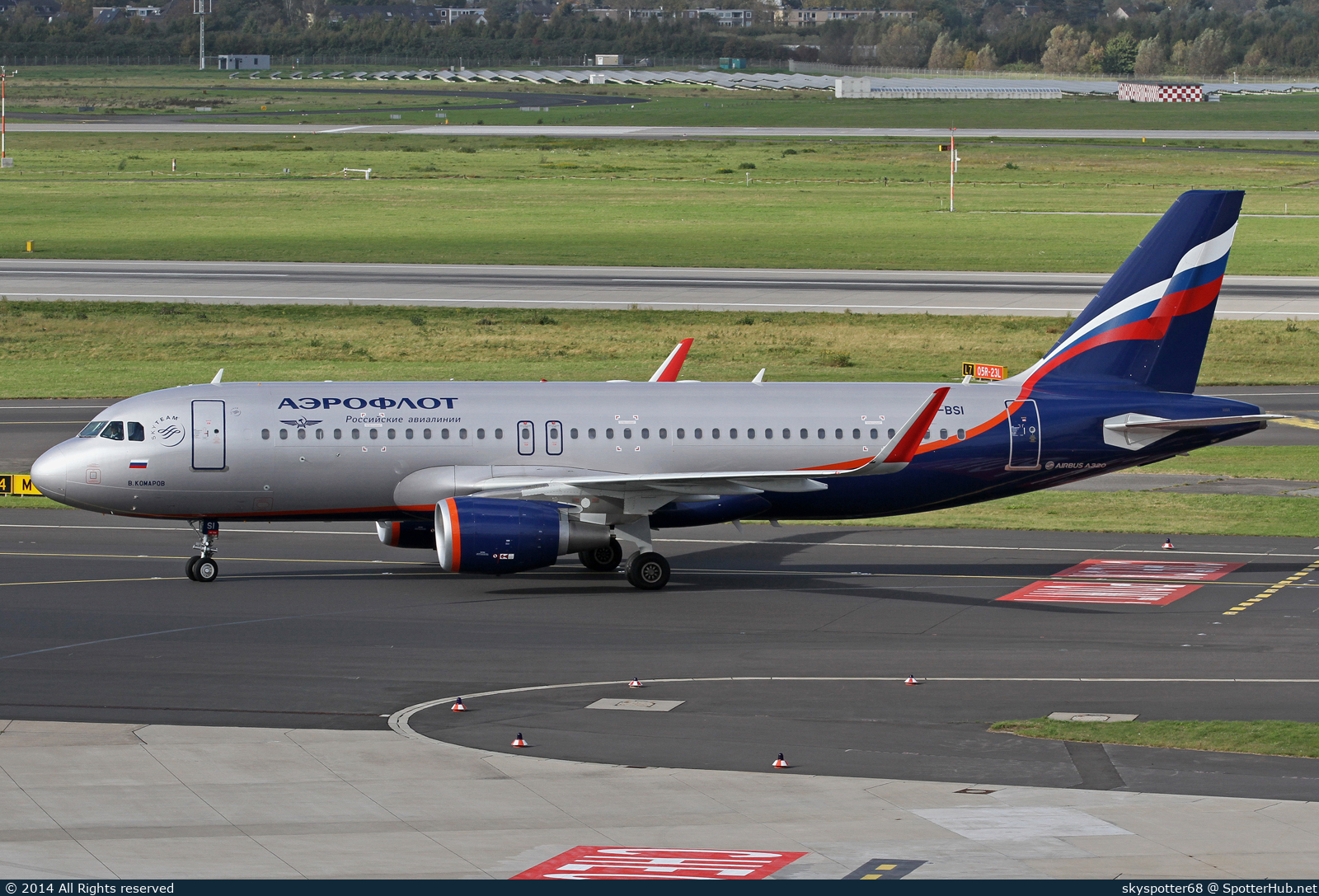 Photo of VQ-BSI - Airbus A320-214 operated by Aeroflot