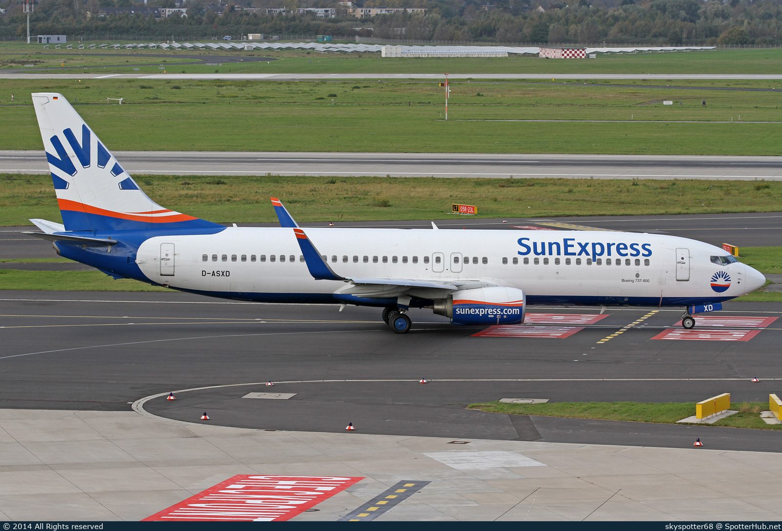 Photo of D-ASXD - Boeing 737-8AS operated by SunExpress Germany