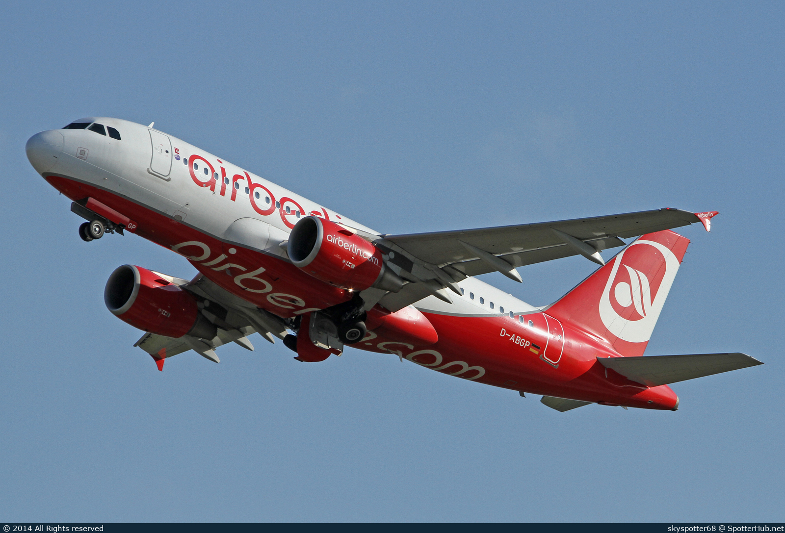 Photo of D-ABGP - Airbus A319-112 operated by Air Berlin