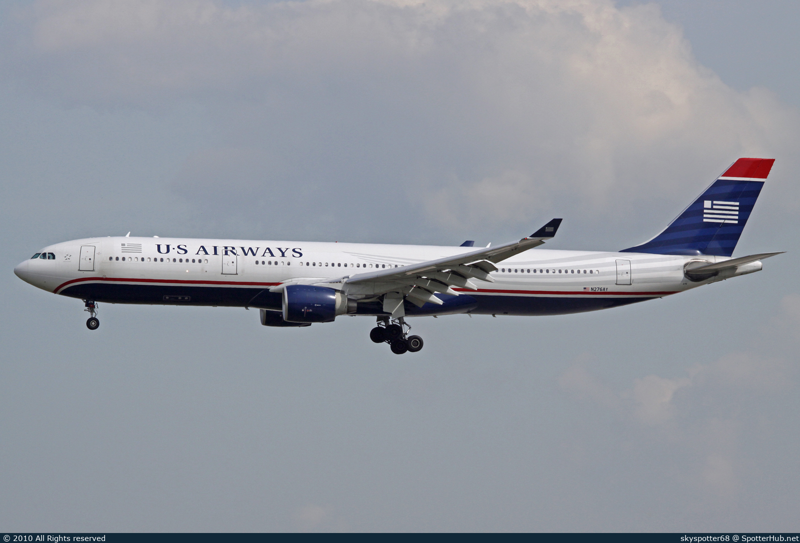 Photo of N276AY - Airbus A330-323 operated by US Airways