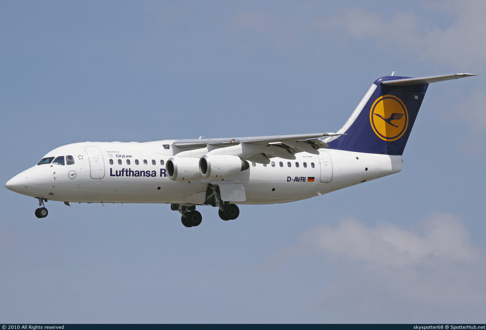 Photo of D-AVRI - British Aerospace Avro RJ85 operated by Lufthansa CityLine