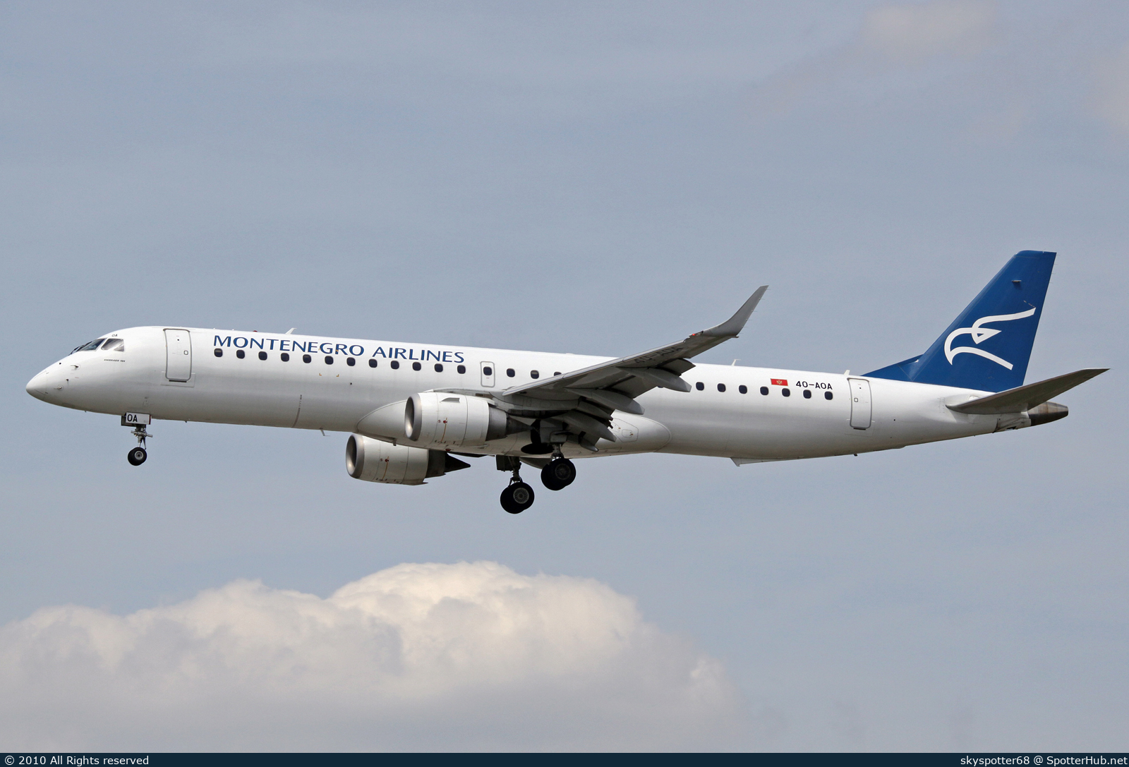Photo of 4O-AOA - Embraer ERJ-195LR operated by Montenegro Airlines
