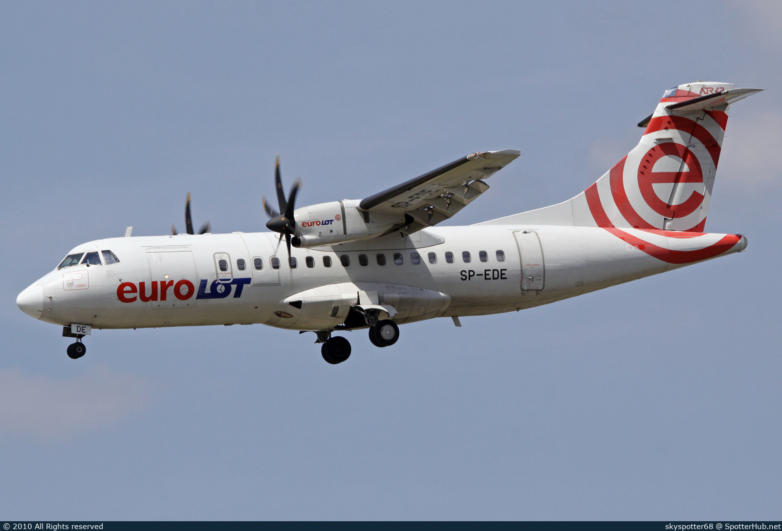 Photo of SP-EDE - ATR 42-500 operated by euroLOT