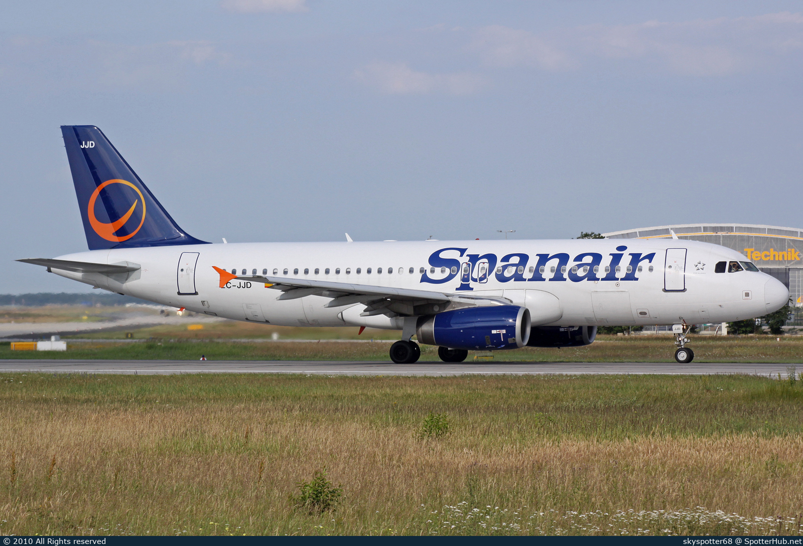 Photo of EC-JJD - Airbus A320-232 operated by Spanair