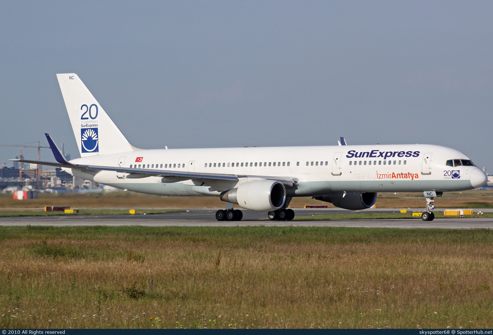 Photo of TC-SNC - Boeing 757-2Q8 operated by SunExpress