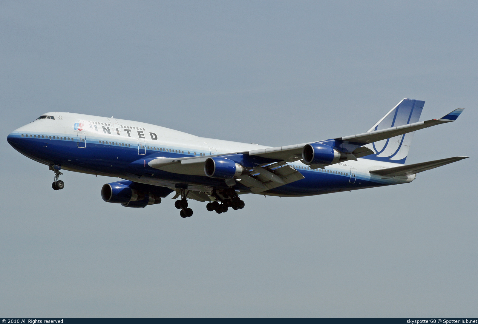 Photo of N122UA - Boeing 747-422 operated by United Airlines