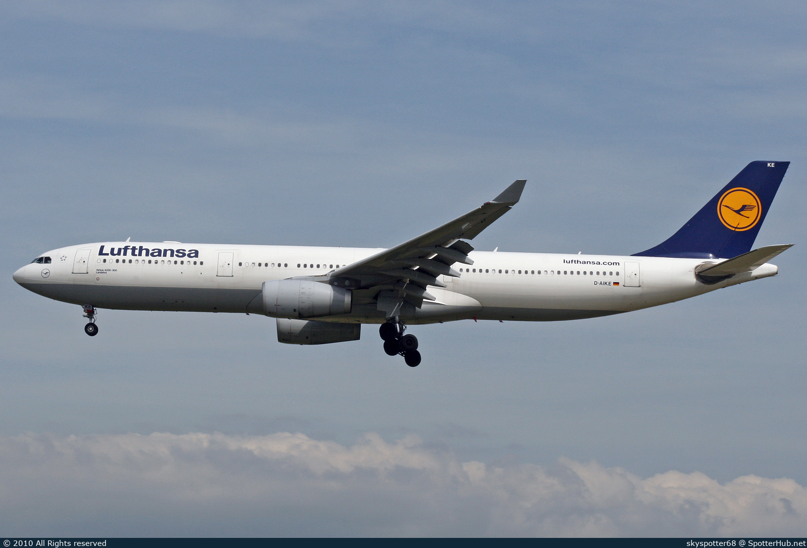 Photo of D-AIKE - Airbus A330-343 operated by Lufthansa
