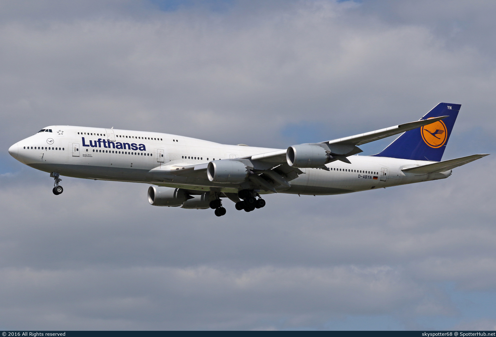 Photo of D-ABYN - Boeing 747-830 operated by Lufthansa