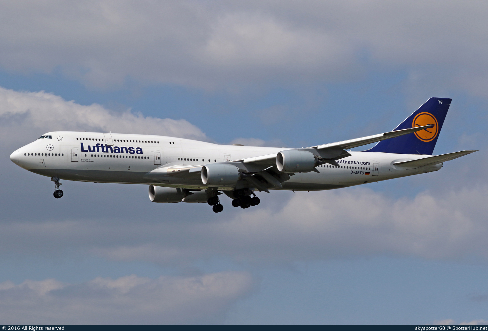 Photo of D-ABYG - Boeing 747-830 operated by Lufthansa