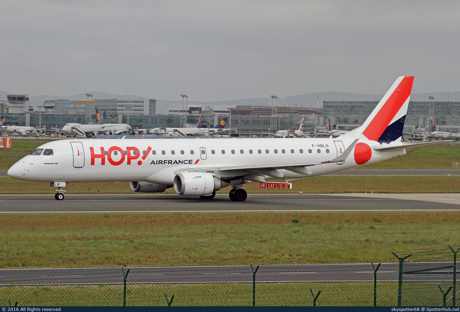 Photo of F-HBLH - Embraer ERJ-190STD operated by Air France HOP