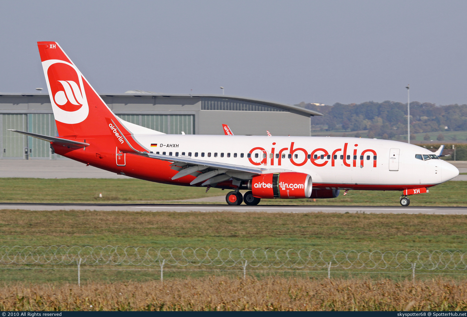Photo of D-AHXH - Boeing 737-7K5 operated by Air Berlin (opb TUIfly)