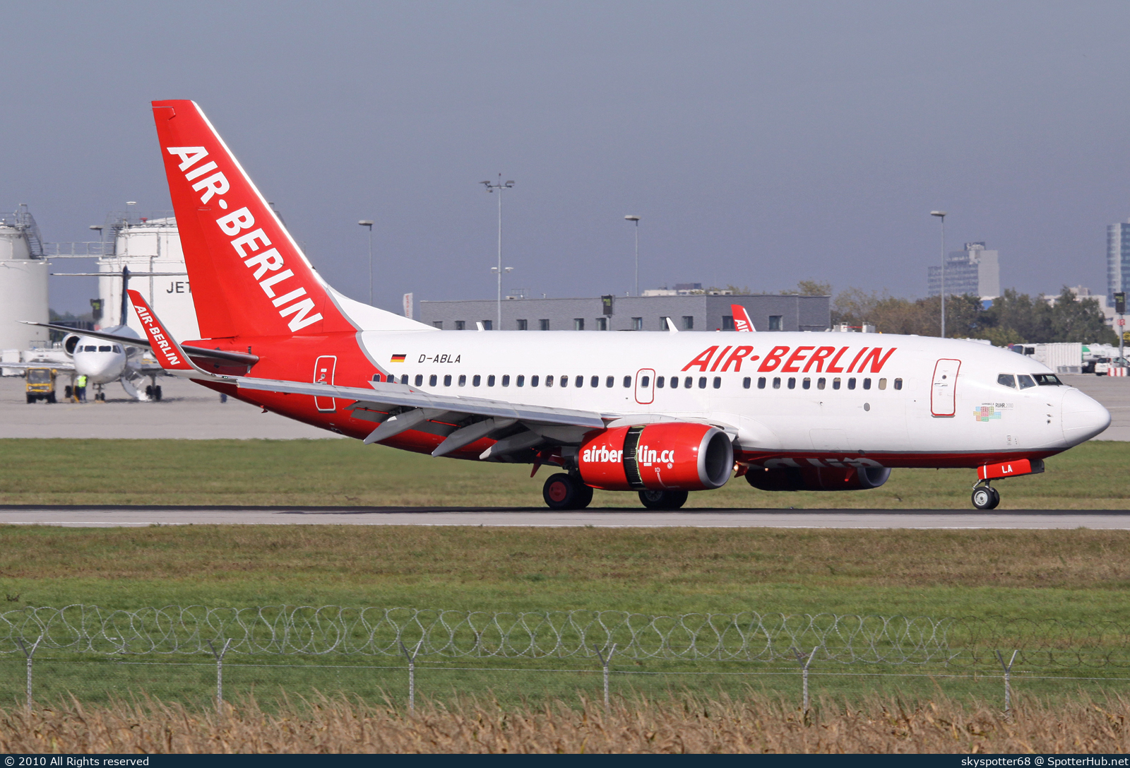 Photo of D-ABLA - Boeing 737-76J operated by Air Berlin