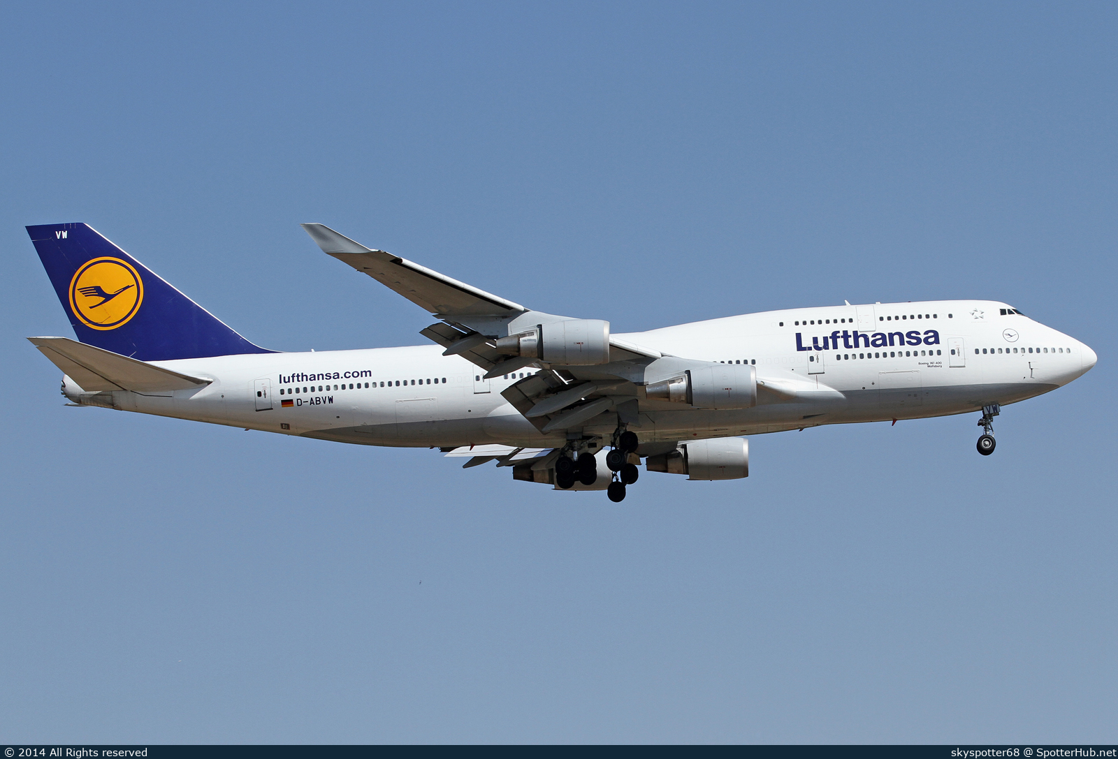 Photo of D-ABVW - Boeing 747-430 operated by Lufthansa