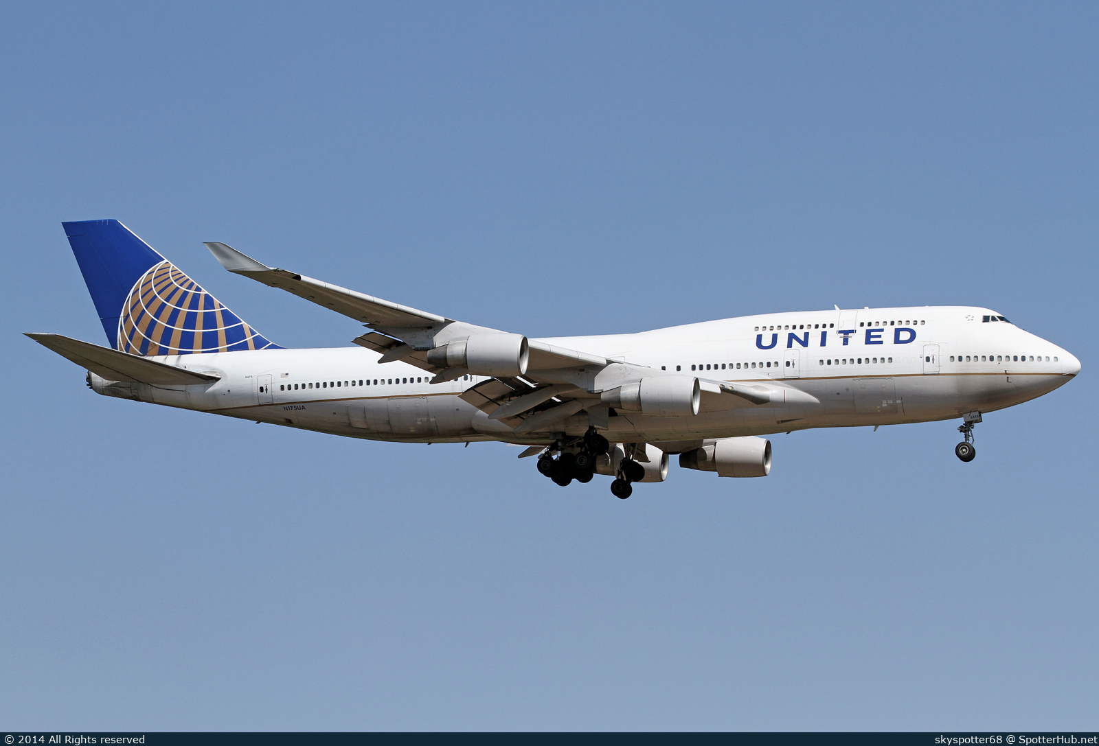 Photo of N175UA - Boeing 747-422 operated by United Airlines