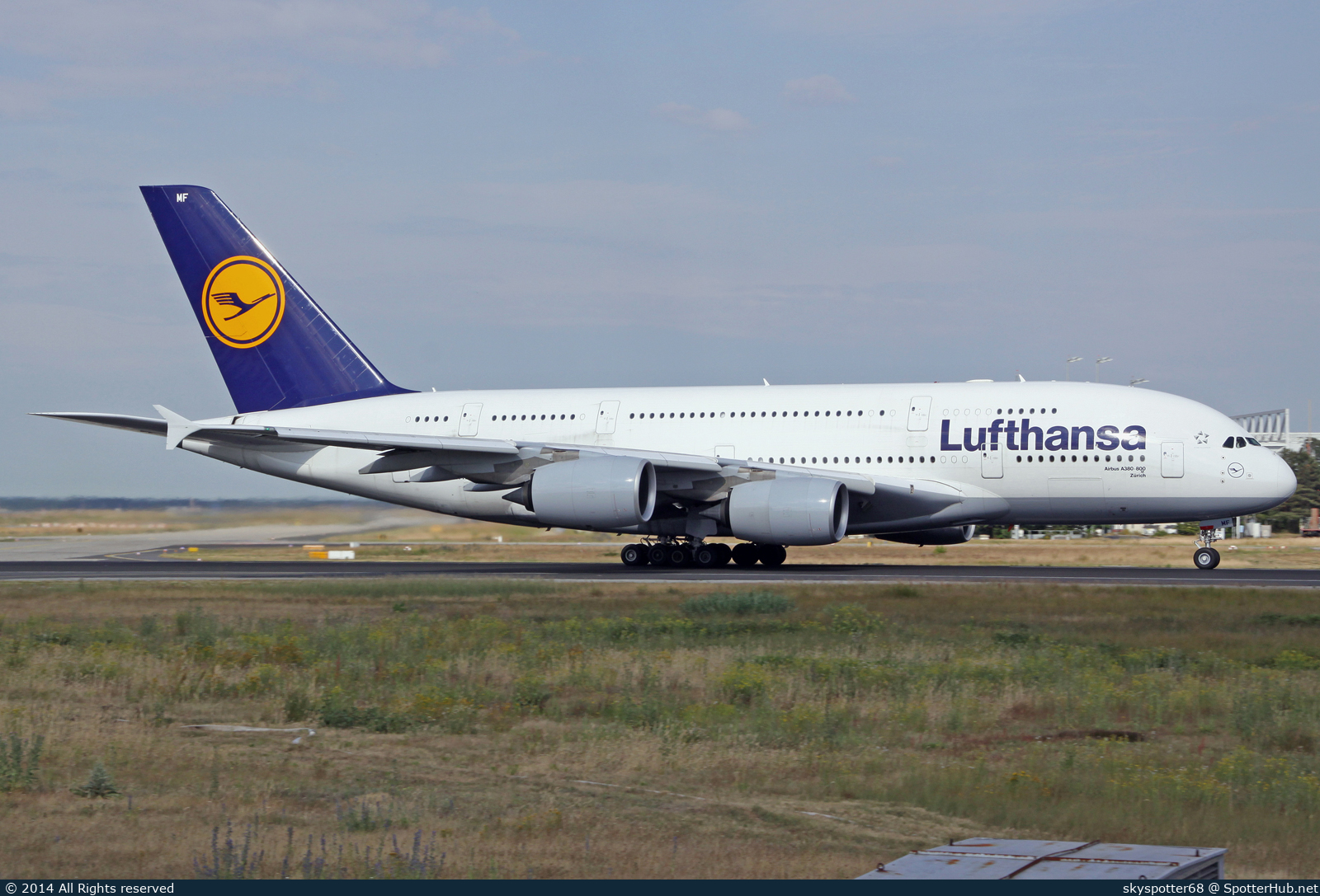 Photo of D-AIMF - Airbus A380-841 operated by Lufthansa