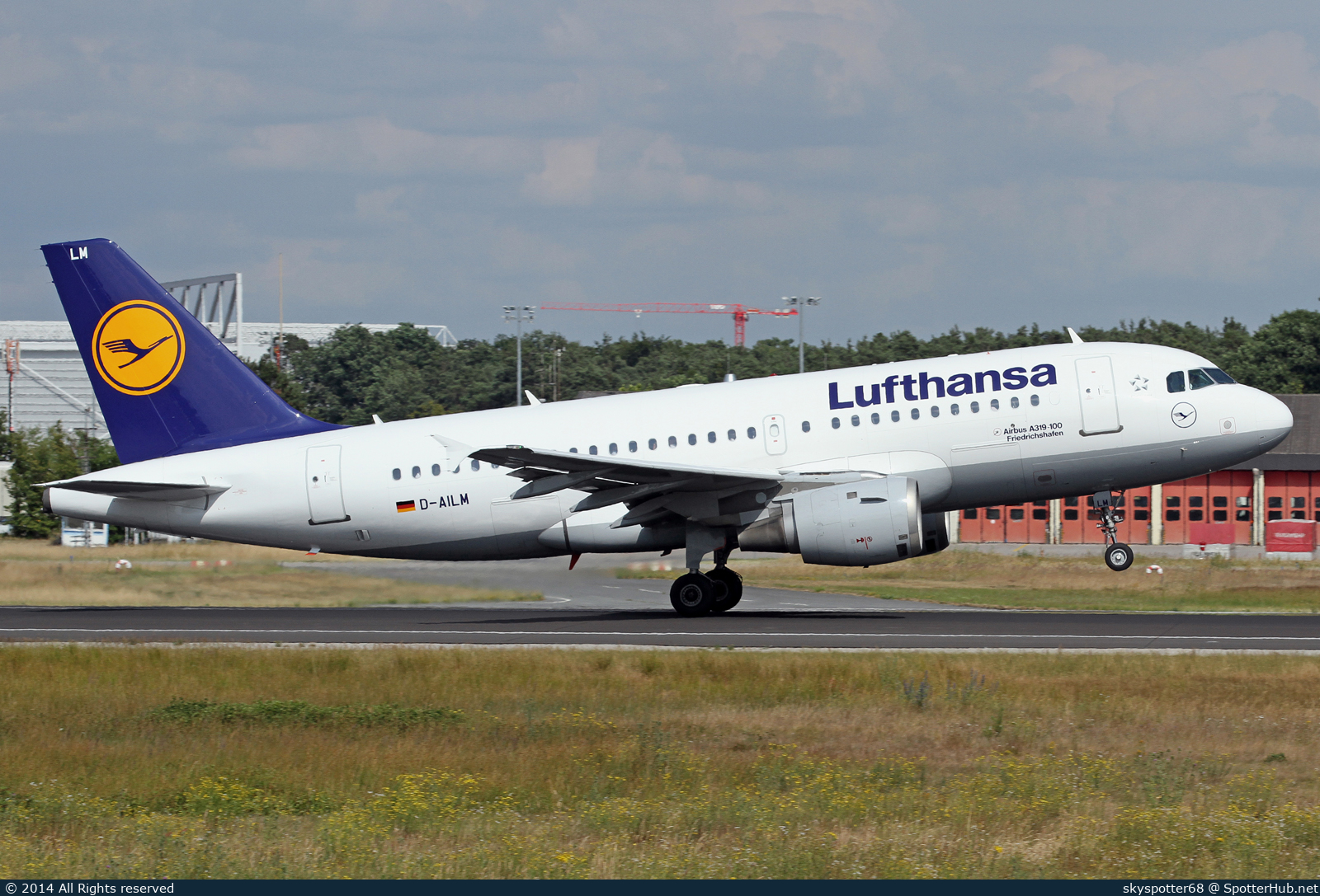 Photo of D-AILM - Airbus A319-114 operated by Lufthansa