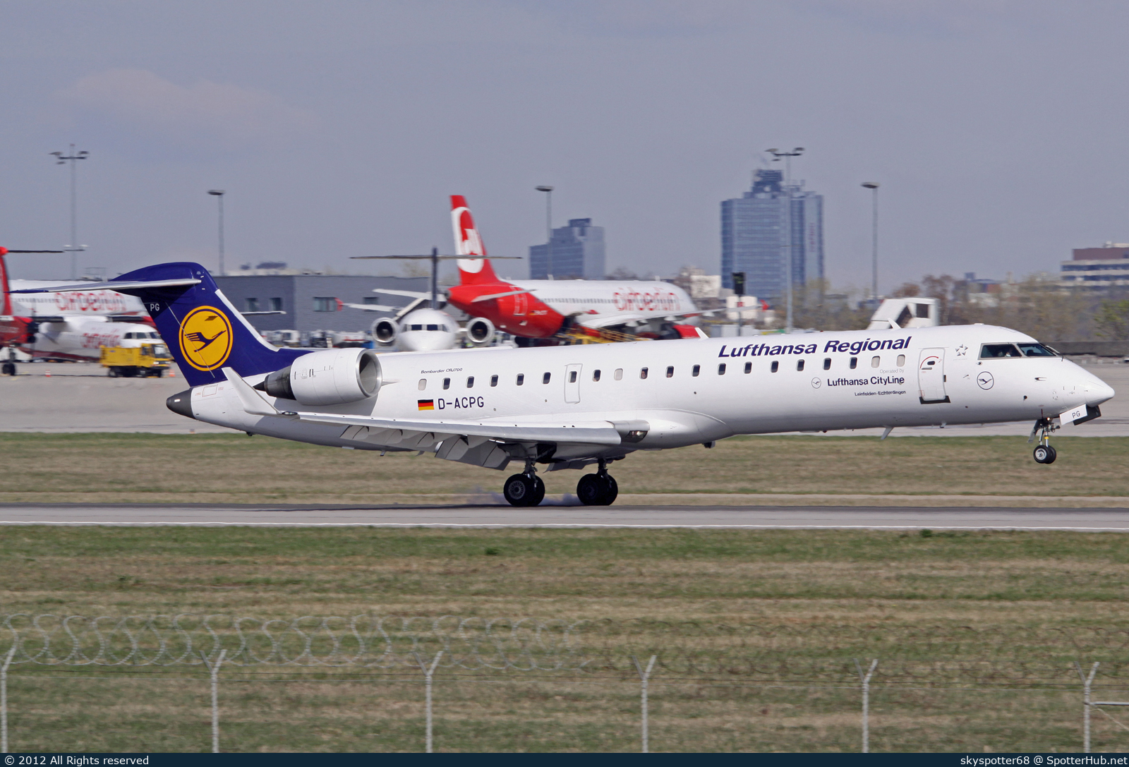 Photo of D-ACPG - Bombardier CRJ-701ER operated by Lufthansa CityLine