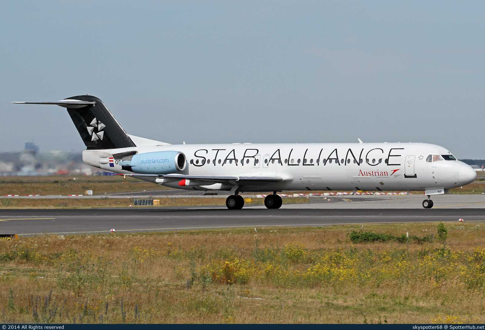 Photo of OE-LVG - Fokker 100 operated by Austrian Airlines