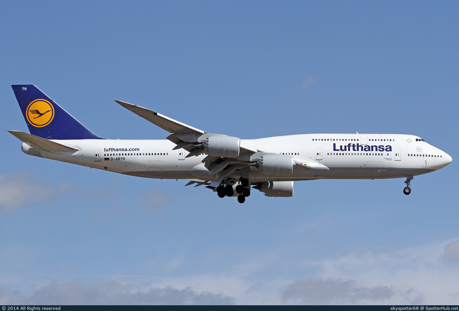 Photo of D-ABYH - Boeing 747-830 operated by Lufthansa