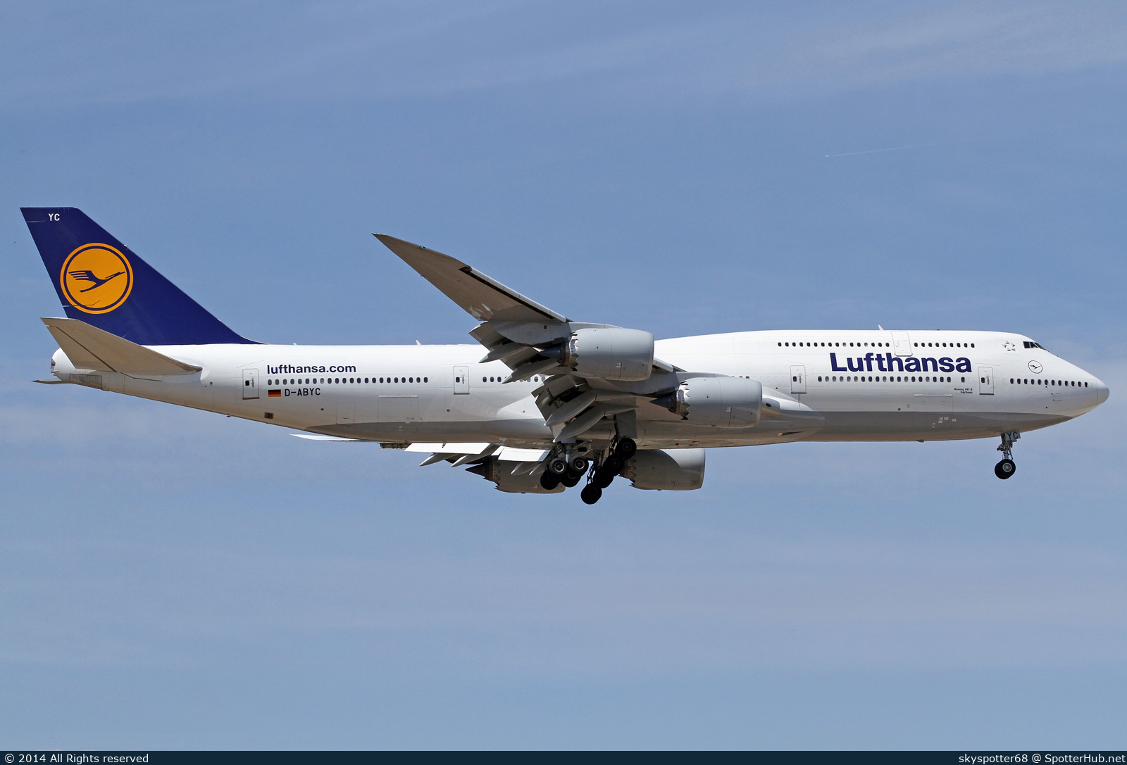 Photo of D-ABYC - Boeing 747-830 operated by Lufthansa