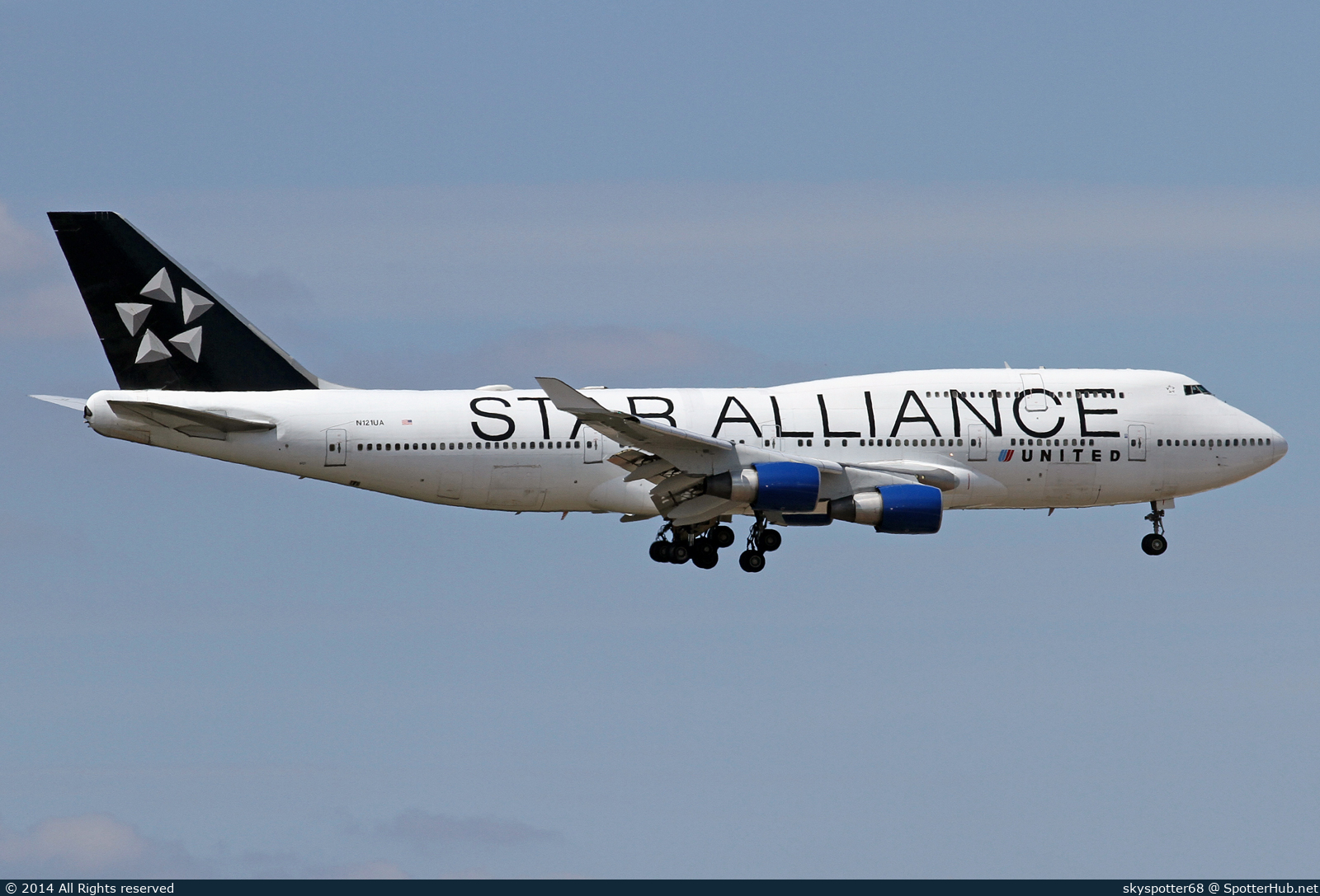 Photo of N121UA - Boeing 747-422 operated by United Airlines