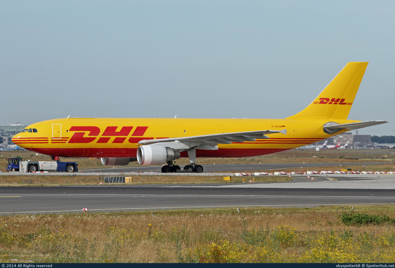 Photo of D-AEAN - Airbus A300B4-622R(F) operated by European Air Transport